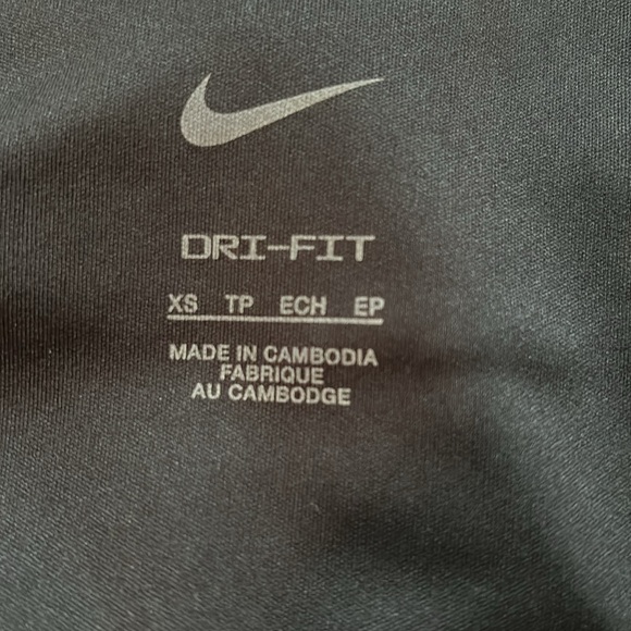 BUNDLE OF NIKE ATHLETIC SHORTS - Picture 6 of 6